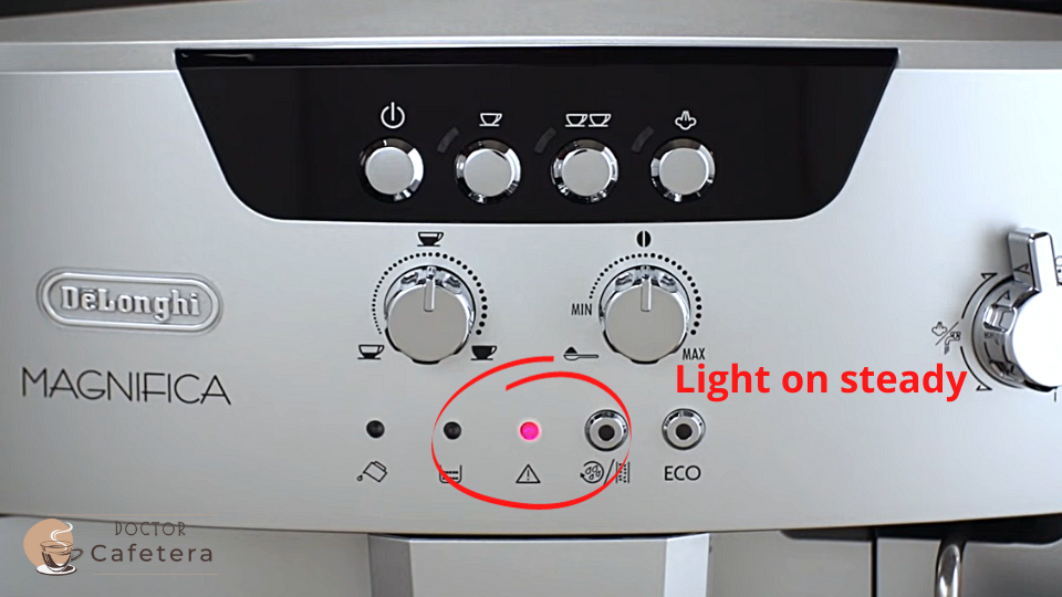 Delonghi Magnifica, the general alarm light is on steady