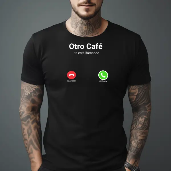 Camiseta hombre negra te esta llamando otro café