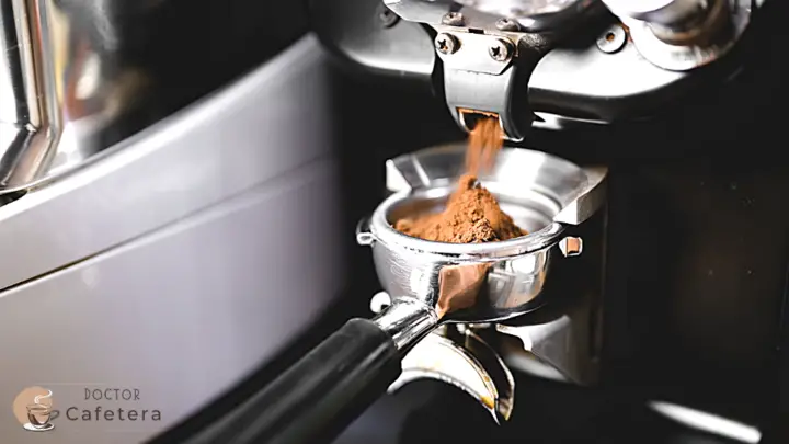Grinding for an espresso coffee machine